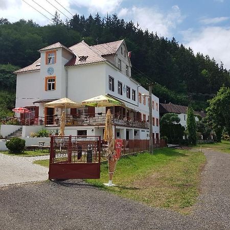 Penzion Na Pracharne Kladruby  Εξωτερικό φωτογραφία